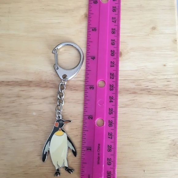 Penguin keychain - Picture 1 of 1